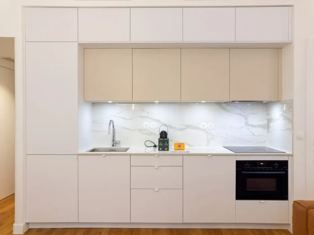 Cuisine sur-mesure de l’appartement Ganneron, réalisée par PFM Bâtiment